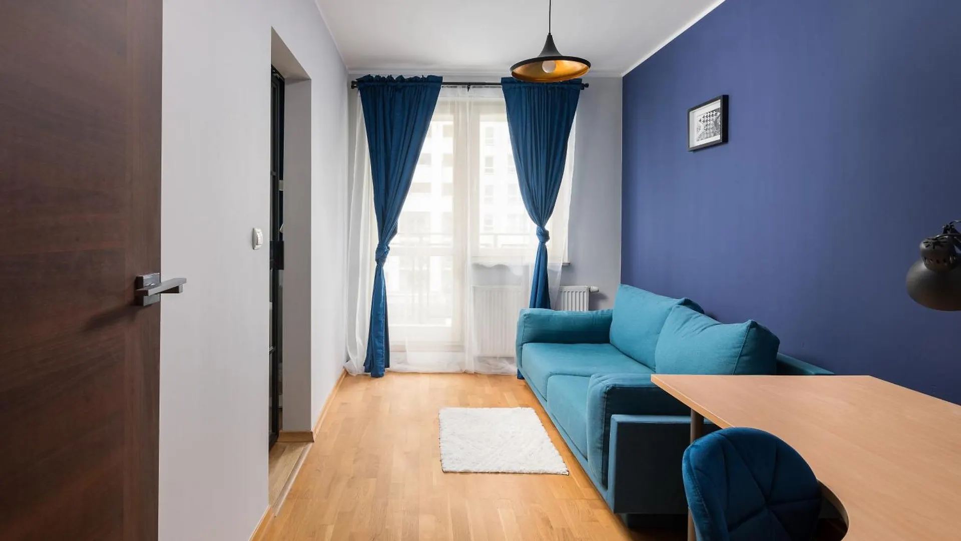 Metro Wilanowska Blue Apartment Warsaw